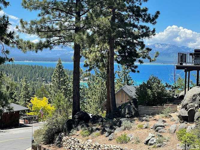 606 Don Zephyr Cove, NV 89448
