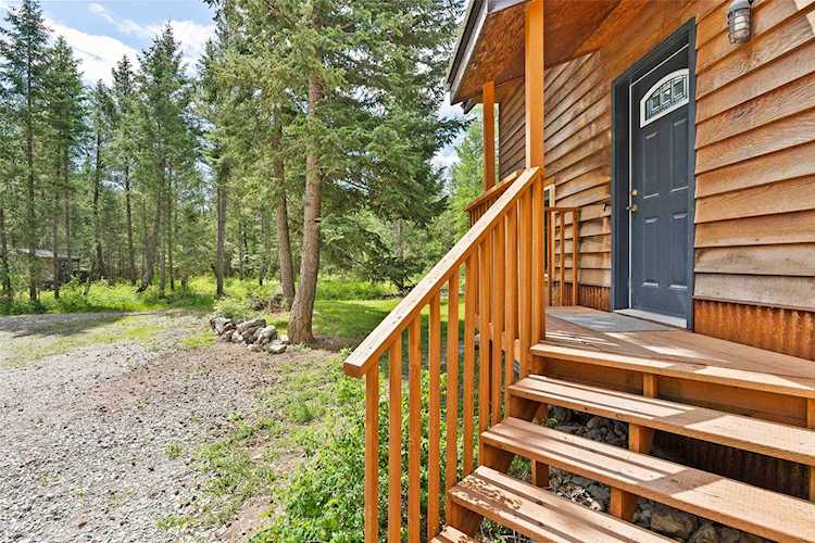 320 Mountain Meadow Rd Kalispell, MT 59901