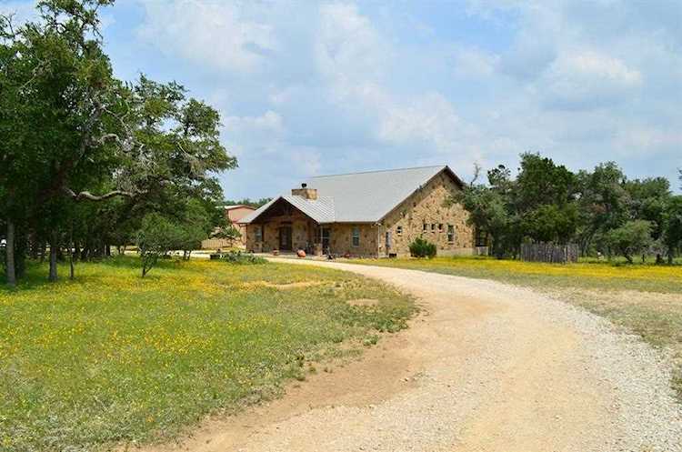 120 Sierra Loma Wimberley, TX 78676