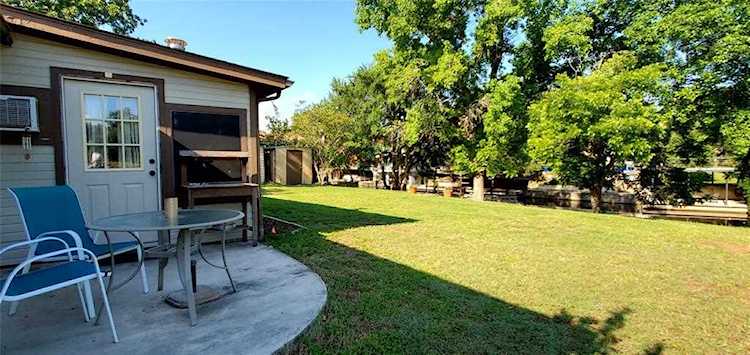400 County Road 131 RDS Marble Falls, TX 78654
