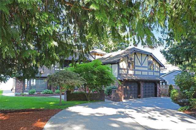 1508 Madrona Dr Nanoose Bay, BC V9P 9C9
