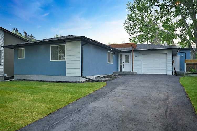 77 Hartford Rd NW Calgary, AB T2K 2A4