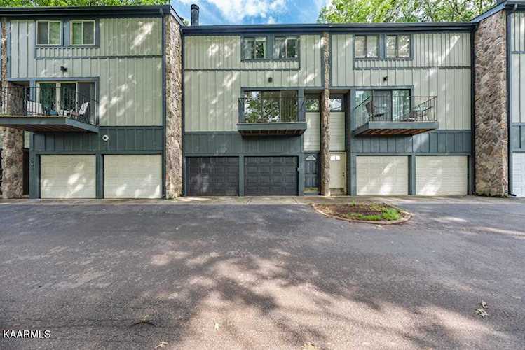 1974 Cherokee Bluff Dr Knoxville, TN 37920