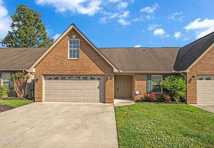5926 Pebble Run Way Knoxville, TN 37918