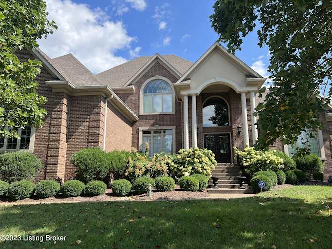 2120 Highland Springs Pl Louisville, KY 40245
