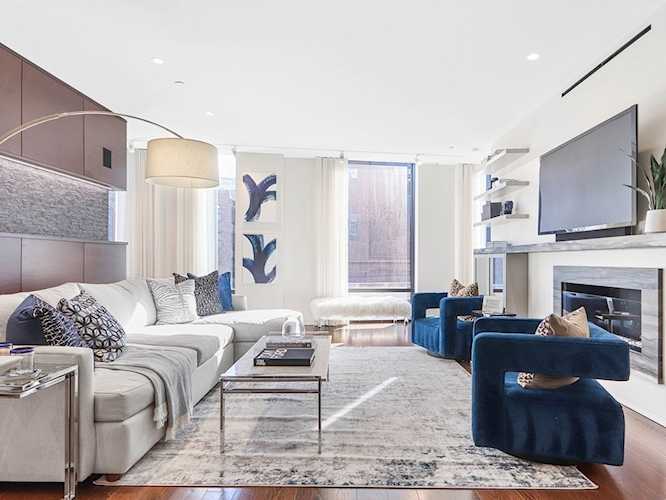 10 Farnsworth St #4-B Boston, MA 02210
