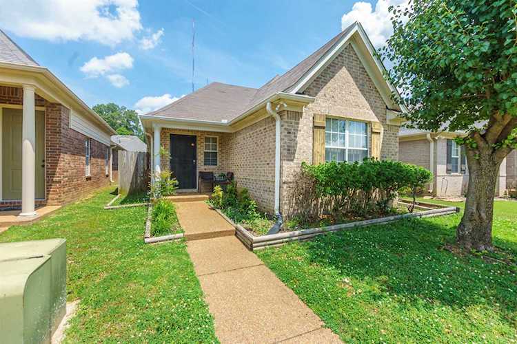 7200 Tivoli Ln Cordova, TN 38018
