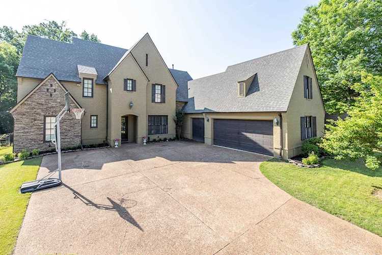 4466 Coltwood Dr Lakeland, TN 38002
