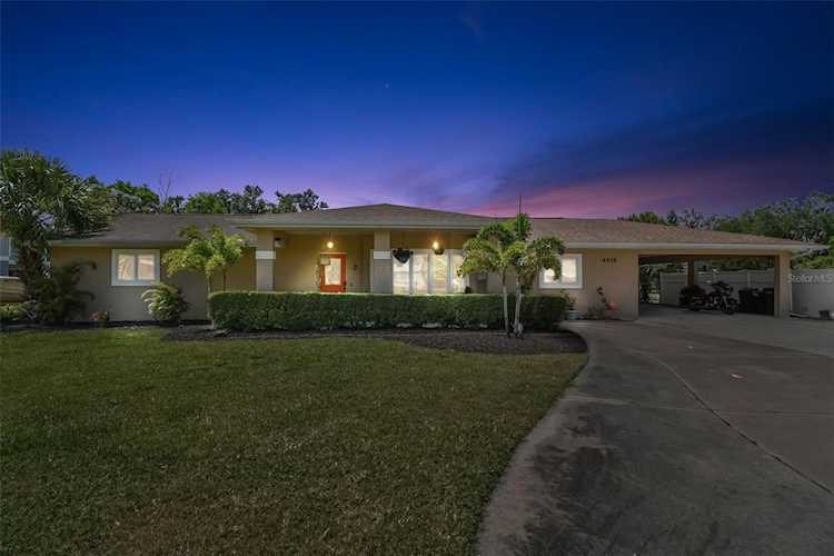 4215 5th Ave W Palmetto, FL 34221