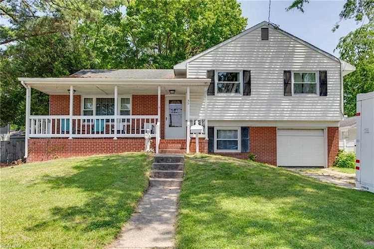 32 Lancaster Terrace Hampton, VA 23666