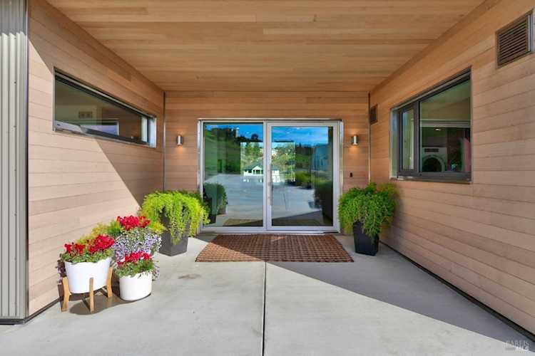 3768 Saint Andrews Drive Santa Rosa, CA 95403
