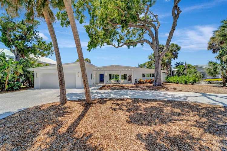 5046 Windward Ave Sarasota, FL 34242