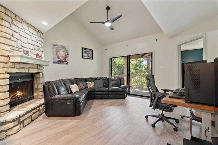 15 Cypress PT Wimberley, TX 78676