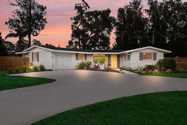 4151 Olive Ave Sarasota, FL 34231