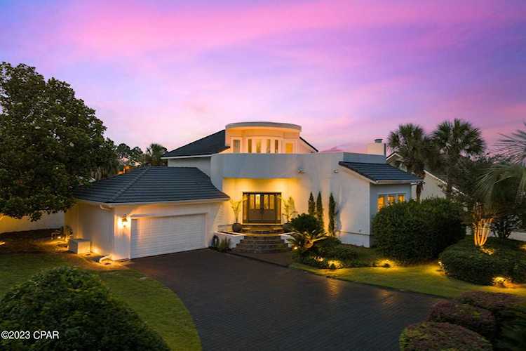 365 Wahoo Rd Panama City Beach, FL 32408