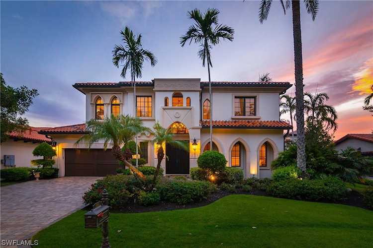 16711 Pistoia Way Naples, FL 34110