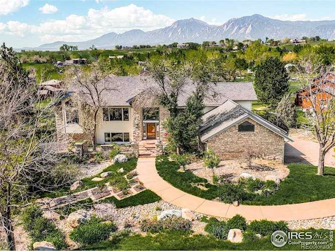 4948 Valhalla Dr Boulder, CO 80301