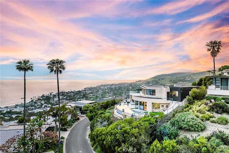 1218 Coronado Dr Laguna Beach, CA 92651