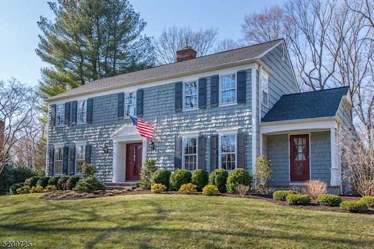 33 Hall Rd Chatham Twp., NJ Photo 1