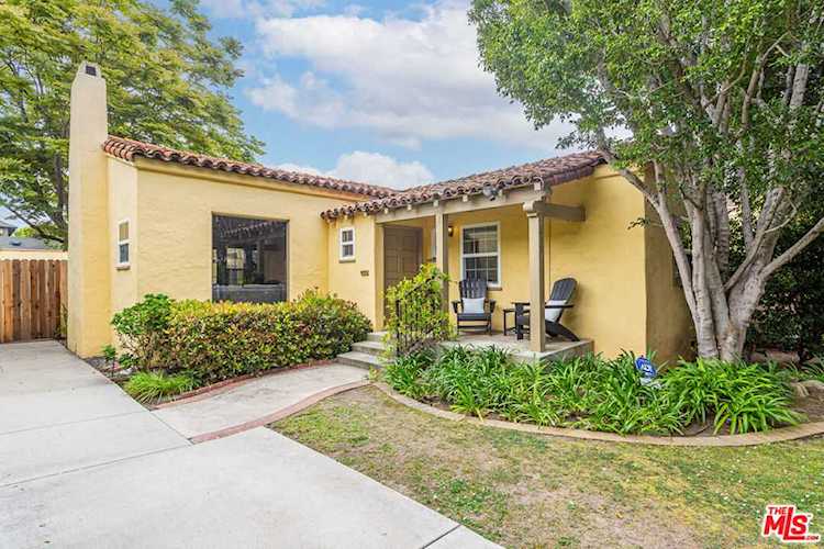 239 15th St Santa Monica, CA 90402 | MLS 23271035 Photo 1
