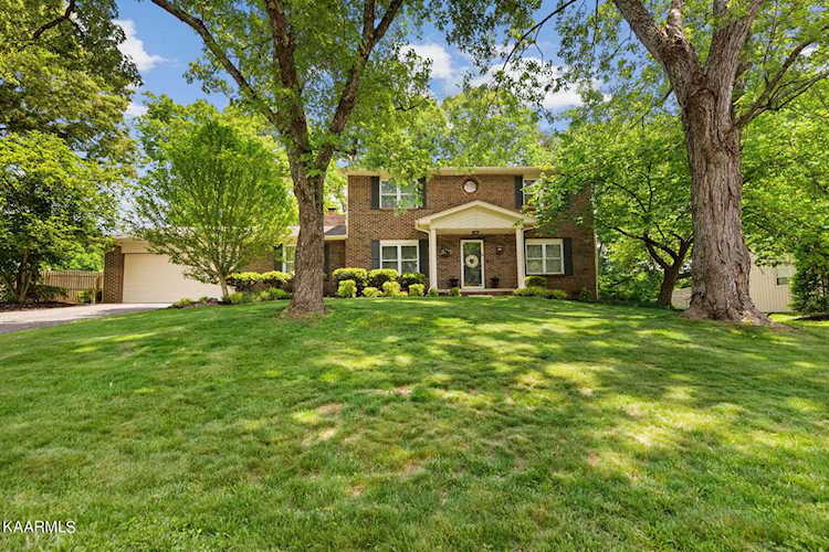 1402 Charing Rd Knoxville, TN 37922