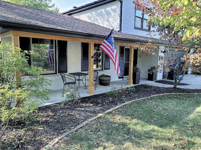 1581 Chippewa Dr Naperville, IL 60563 | MLS 11744131 Photo 1
