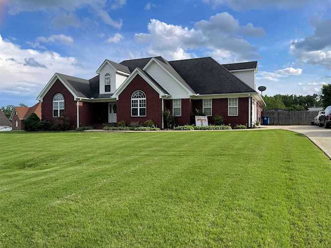 733 Trebing Pky Atoka, TN 38004