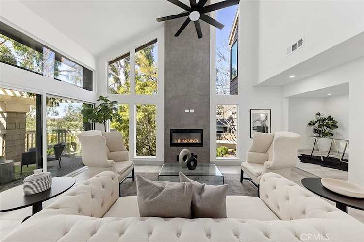 61 Sea Island Dr Newport Beach, CA 92660