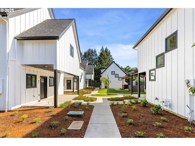 11813 NW 38th AVE #3 Vancouver, WA 98685