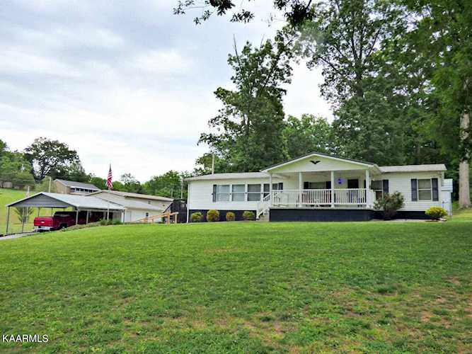 510 Green Hill Rd Dandridge, TN 37725