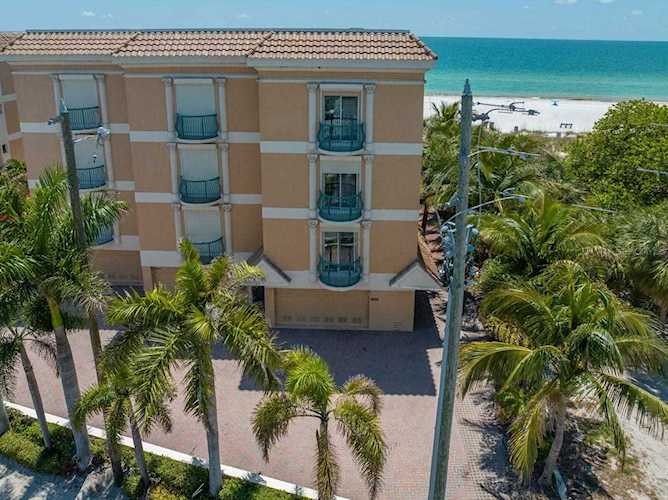 9898 Gulf Blvd #6 Treasure Island, FL 33706