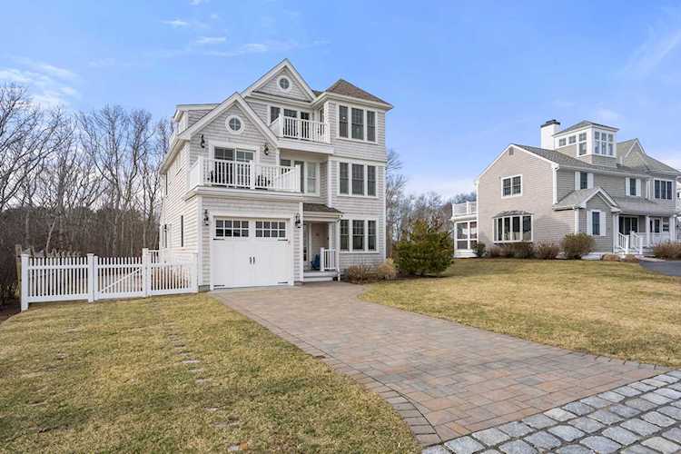 30 Glenwood Street West Yarmouth, MA 02673 | MLS 22300929 Photo 1