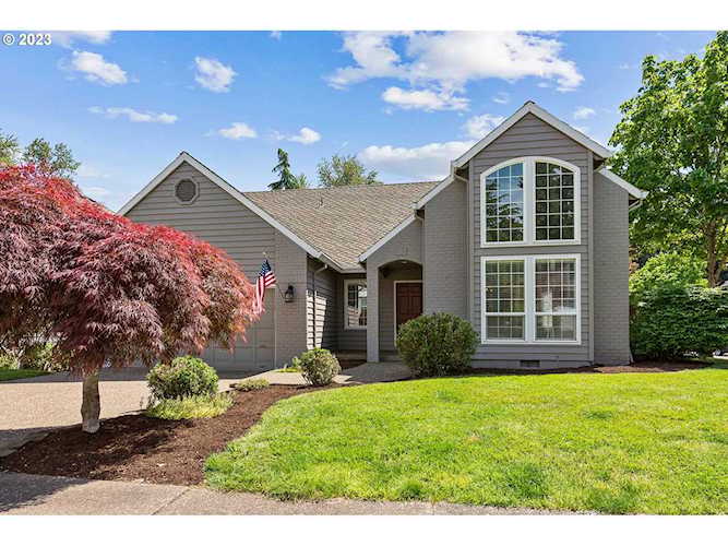 7598 SW Ashford ST Tigard, OR 97224