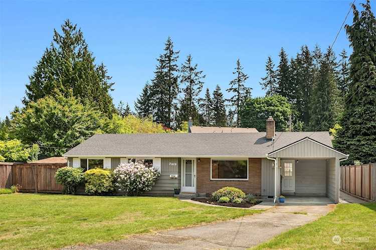 21419 95th Place W, Edmonds, WA, 98020 | MLS#2067013 | Novak Team Photo 1