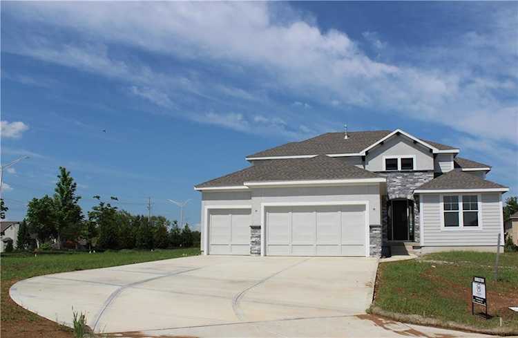 15840 Granada St Overland Park, KS 66224