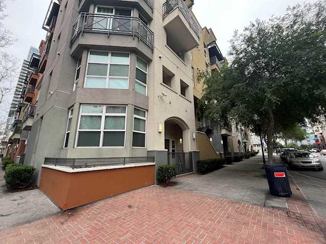 525 11Th Ave #1116 San Diego, CA 92101