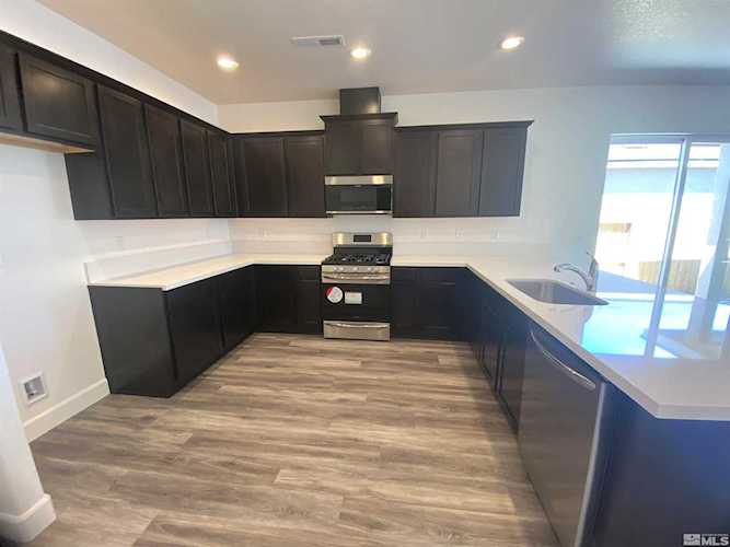 775 Garnet Way Fernley, NV 89408