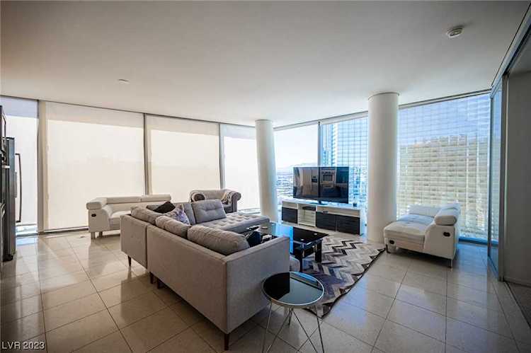 3726 Las Vegas Blvd #2604 Las Vegas, NV 89158