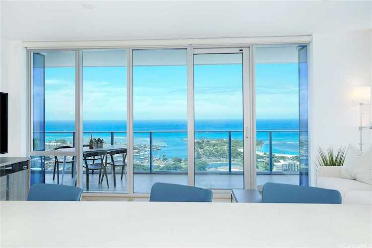 629 Keeaumoku Street #3701 Honolulu, HI 96814