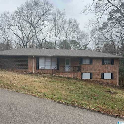 2117 Maplecrest Drive Fultondale, AL 35068