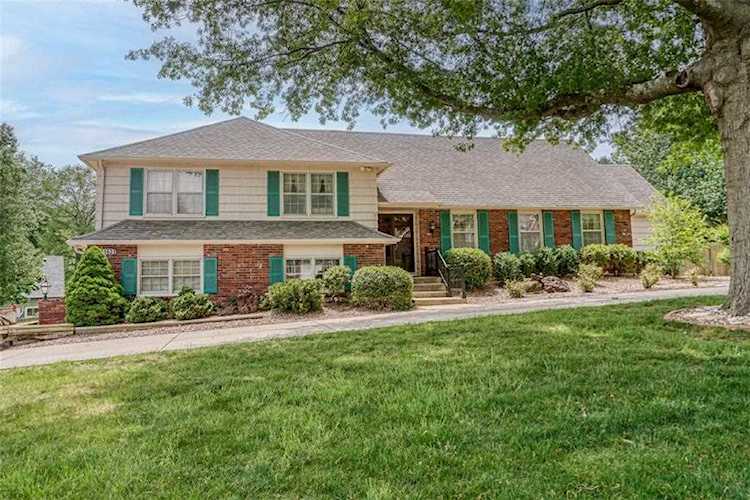 11631 W Harmony Ln Olathe, KS 66062 | MLS 2429228 Photo 1