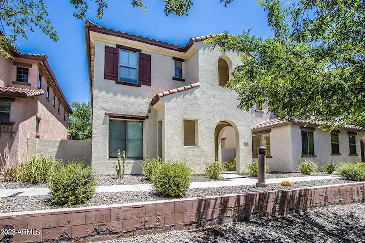 5428 W Chisum Trail Phoenix, AZ 85083 | MLS 6555292 Photo 1