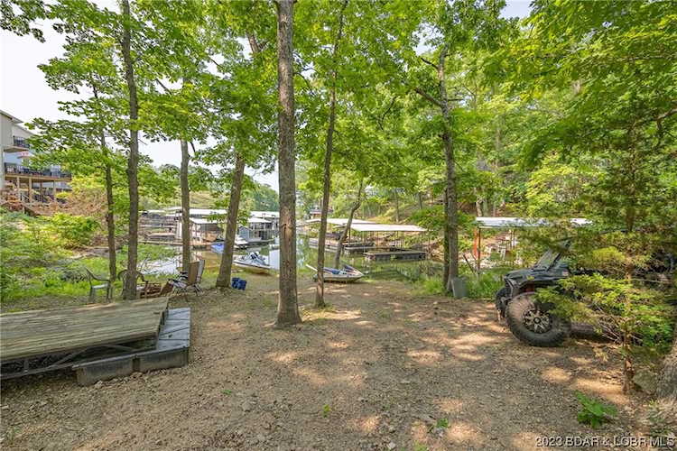 31080 Red Arrow Rd Rocky Mount, MO 65072