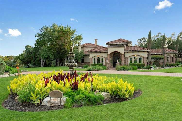 202 Camino Arbolago Lakeway, TX 78734