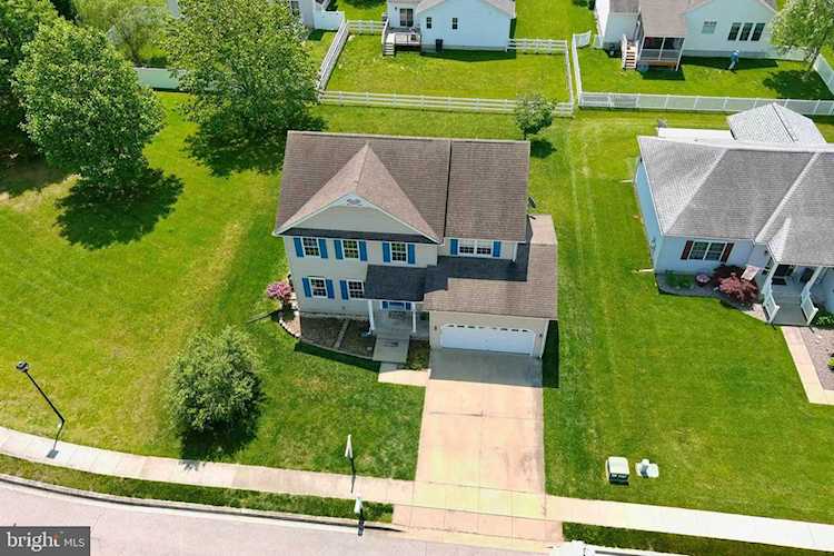 117 Huntfield Dr Smyrna, DE 19977
