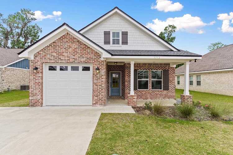 3312 Skyview Dr Tallahassee, FL 32303