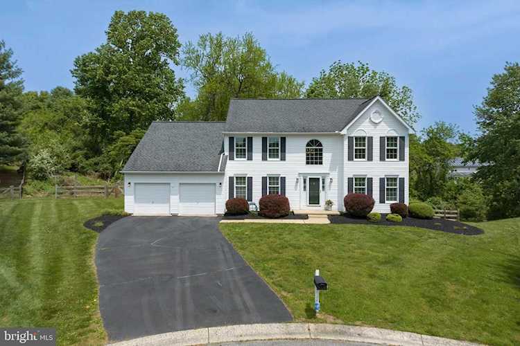 126 Cardinal Circle Hockessin, DE 19707