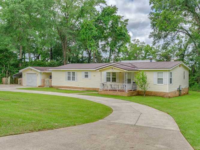 2176 Plantation Forest Dr Tallahassee, FL 32317