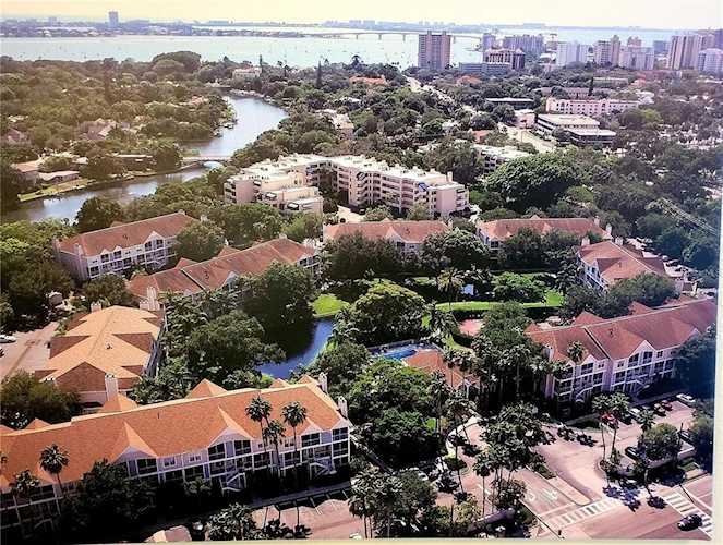 850 S Tamiami Trl #708 Sarasota, FL 34236