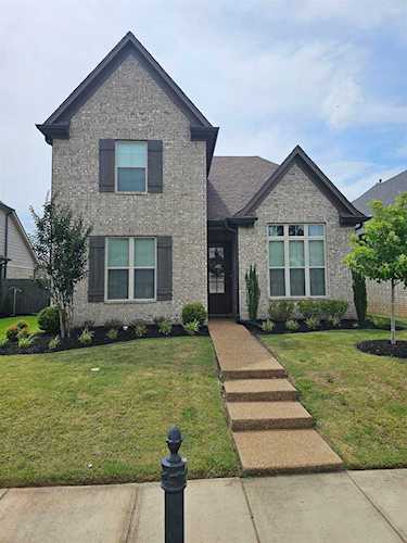110 Choctaw Dr Oakland, TN 38060